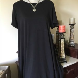 LULAROE CARLY NOIR